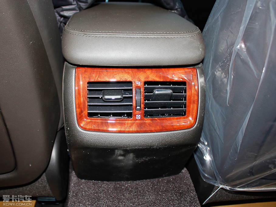 2012ʹ 2.5L Royal Ƥ