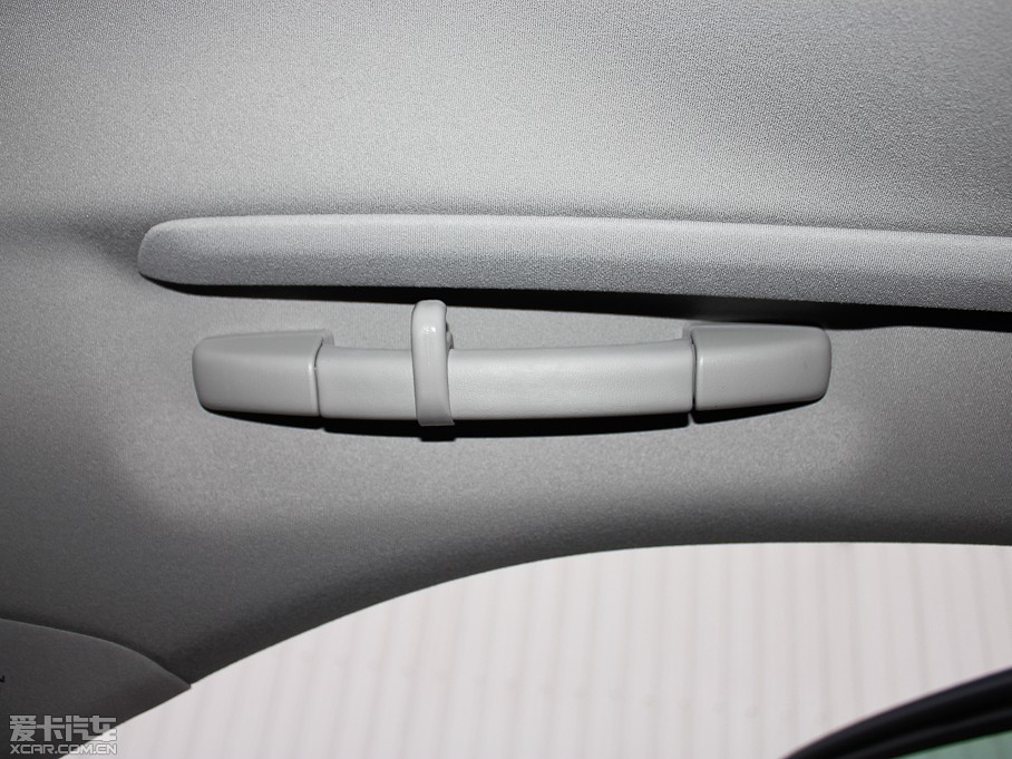 2012ʹ 2.5L Royal Ƥ