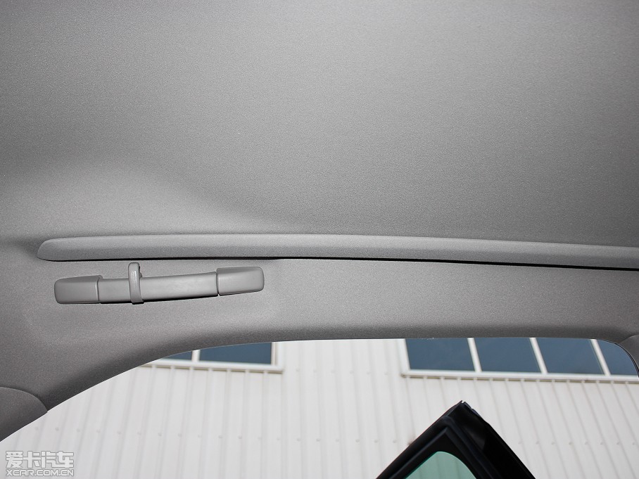 2012ʹ 2.5L Royal Ƥ