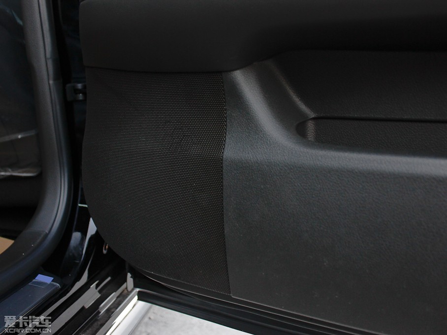 2012ʹ 2.5L Royal Ƥ