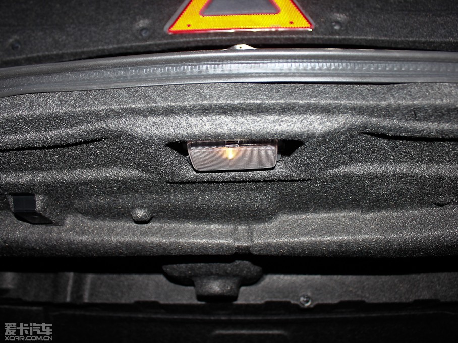 2012ʹ 2.5L Royal Ƥ