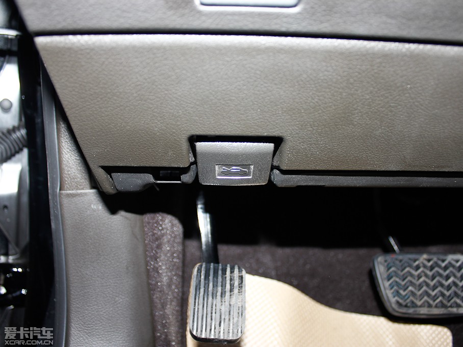 2012ʹ 2.5L Royal Ƥ