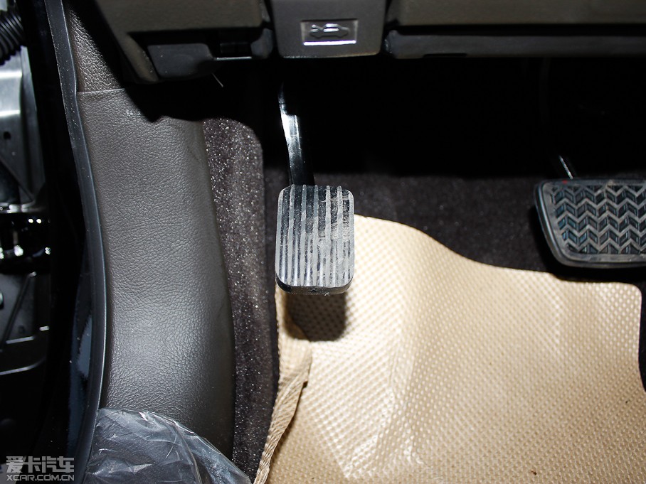 2012ʹ 2.5L Royal Ƥ