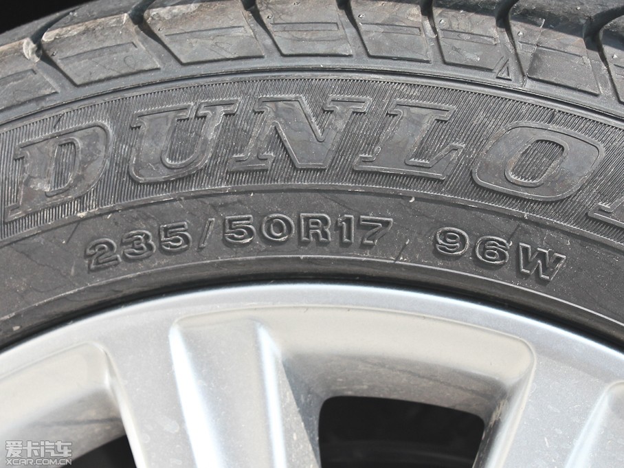 2012ʹ 2.5L Royal Ƥ