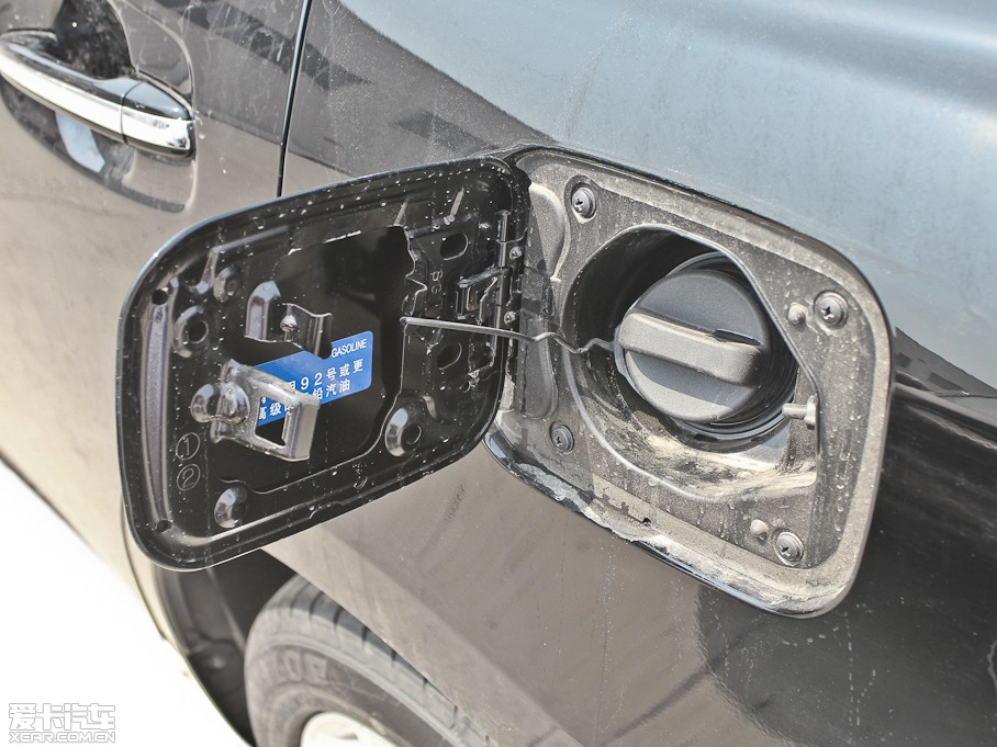 2012ʹ 2.5L Royal Ƥ