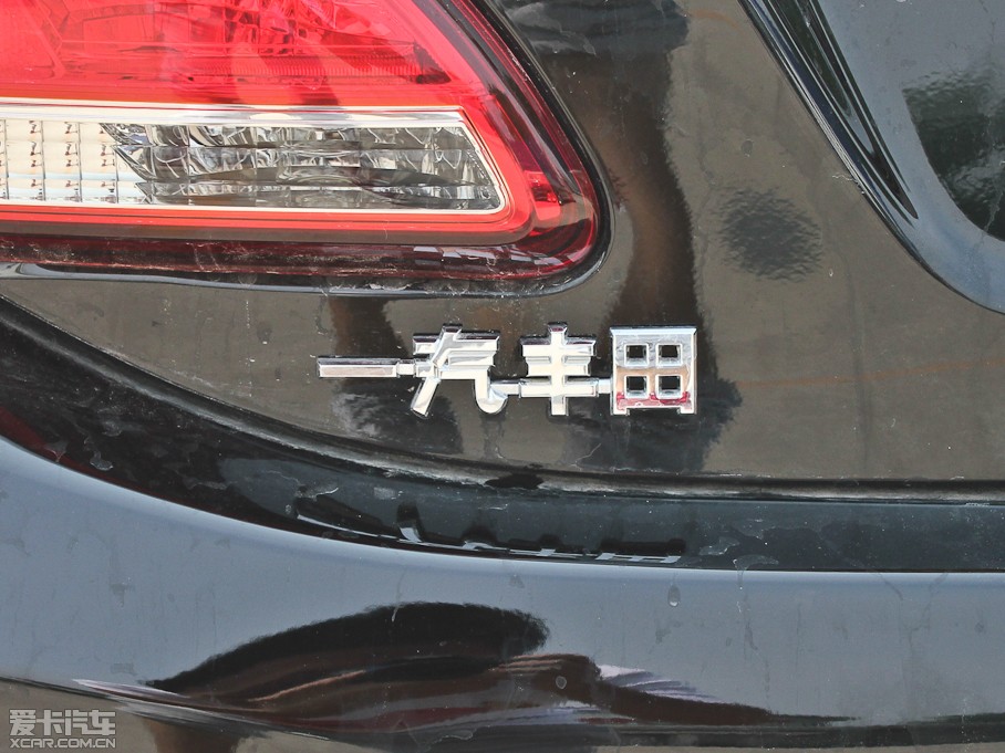 2012ʹ 2.5L Royal Ƥ