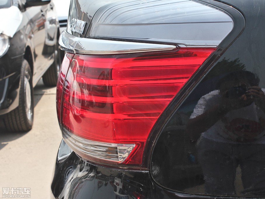 2012ʹ 2.5L Royal Ƥ