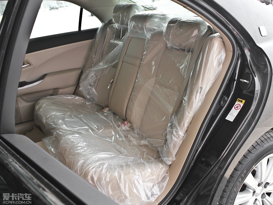 2012ʹ 2.5L Royal Ƥ