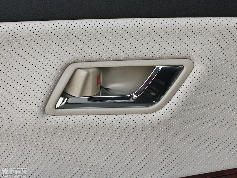 2012ʹ 2.5L Royal Ƥ