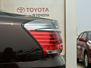 20123.0L Royal Saloon VIP ^