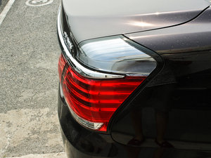 20123.0L Royal Saloon VIP ^