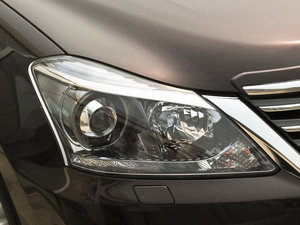 20123.0L Royal Saloon VIP ^