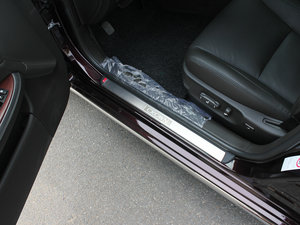 20123.0L Royal Saloon VIP g