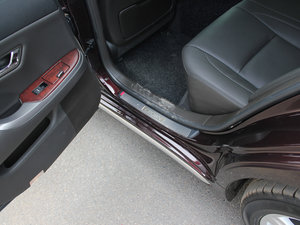 20123.0L Royal Saloon VIP g