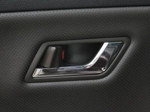 20123.0L Royal Saloon VIP g