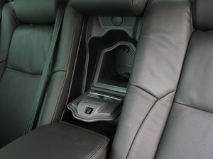 20123.0L Royal Saloon VIP g