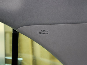 20123.0L Royal Saloon VIP g