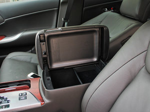 20123.0L Royal Saloon VIP g