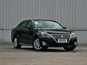 20122.5L Royal Saloon w^