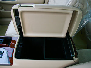 20122.5L Royal Saloon g