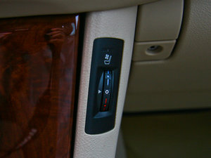 20122.5L Royal Saloon g