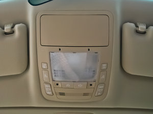 20122.5L Royal Saloon g