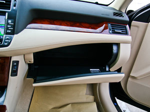 20122.5L Royal Saloon g