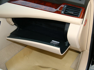 20122.5L Royal Saloon 