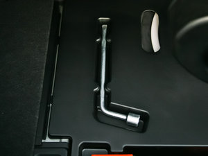 20122.5L Royal Saloon g