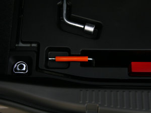 20122.5L Royal Saloon g