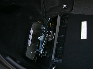 20122.5L Royal Saloon g