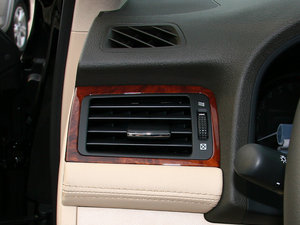 20122.5L Royal Saloon п؅^