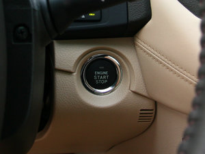 20122.5L Royal Saloon п؅^