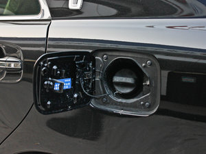 20122.5L Royal Saloon F w