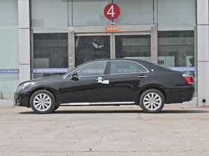 2012款2.5L Royal 真皮版 整体外观