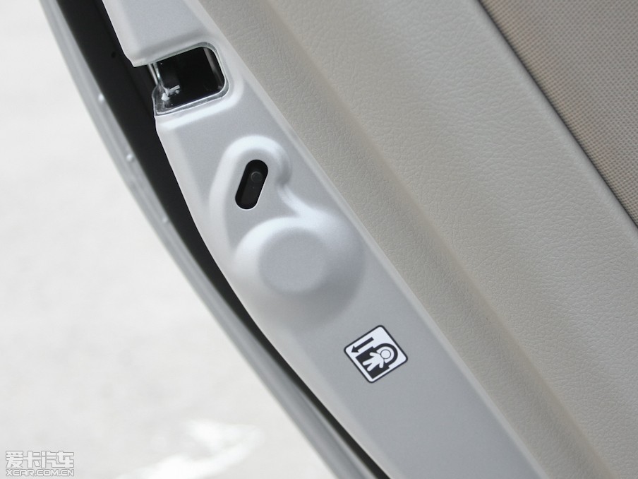 2013 1.6L ք(dng)׿Խ