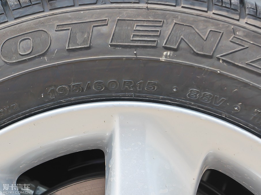 2013��� 1.6L �ԄӺ��A��