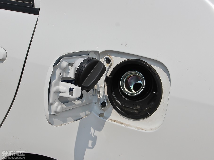 2013��� 1.6L �ԄӺ��A��