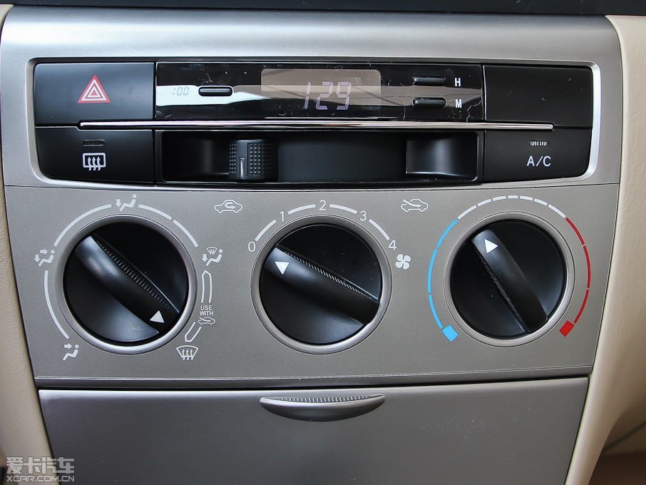 2013��� 1.6L �ԄӺ��A��