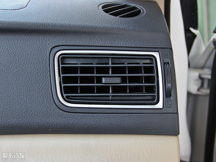 2013��� 1.6L �ԄӺ��A��