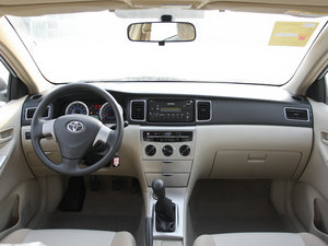 2013款1.6L 手动卓越版 内饰全景