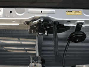 2013款1.6L 手动卓越版 其它