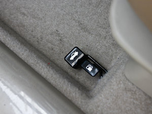 20131.6L Ԅ(dng)׿Խ g