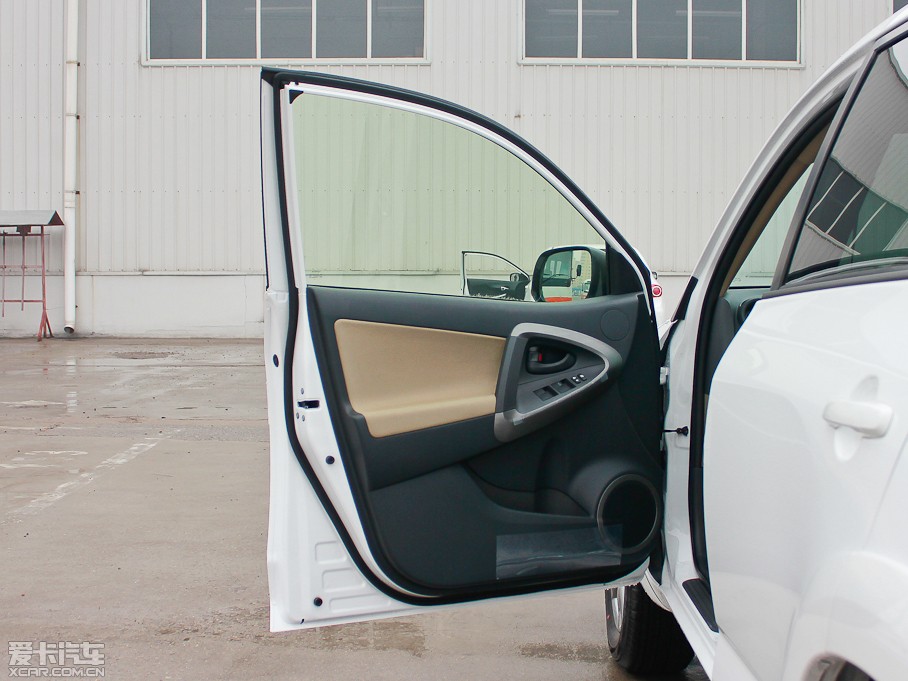 2013RAV4s 2.0L ԄӾӢb