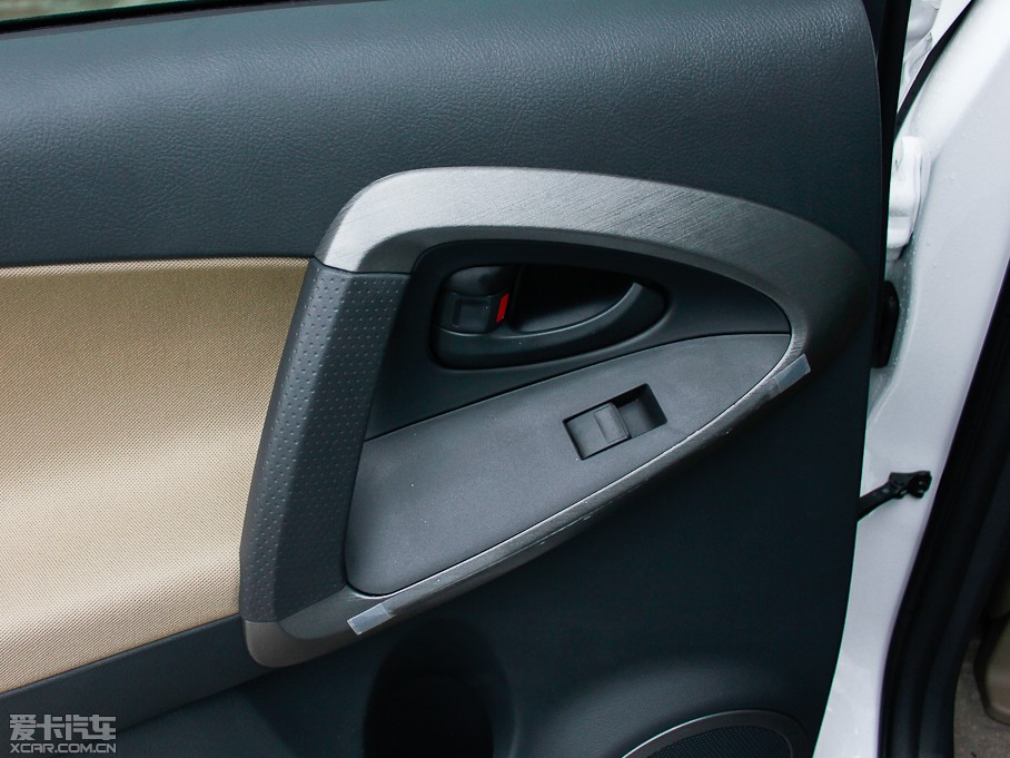 2013RAV4s 2.0L ԄӾӢb