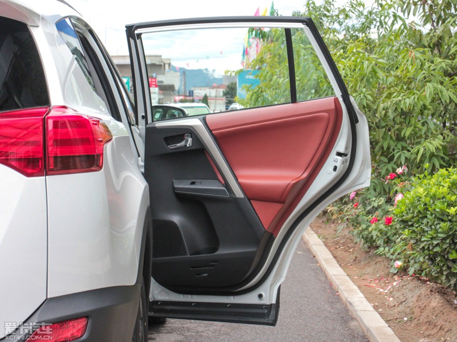 2013RAV4s 2.5L ԄӾӢ