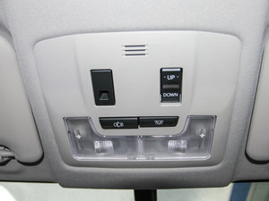 20132.5L Ԅ(dng)Ӣ п؅^(q)