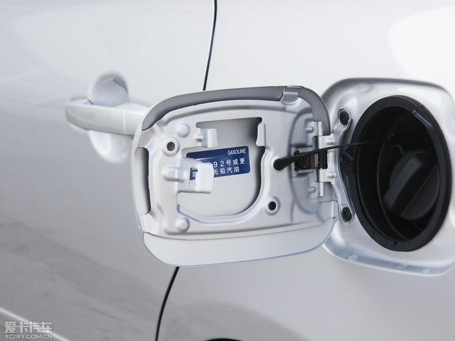 2013_ 1.6L GL ATſ 