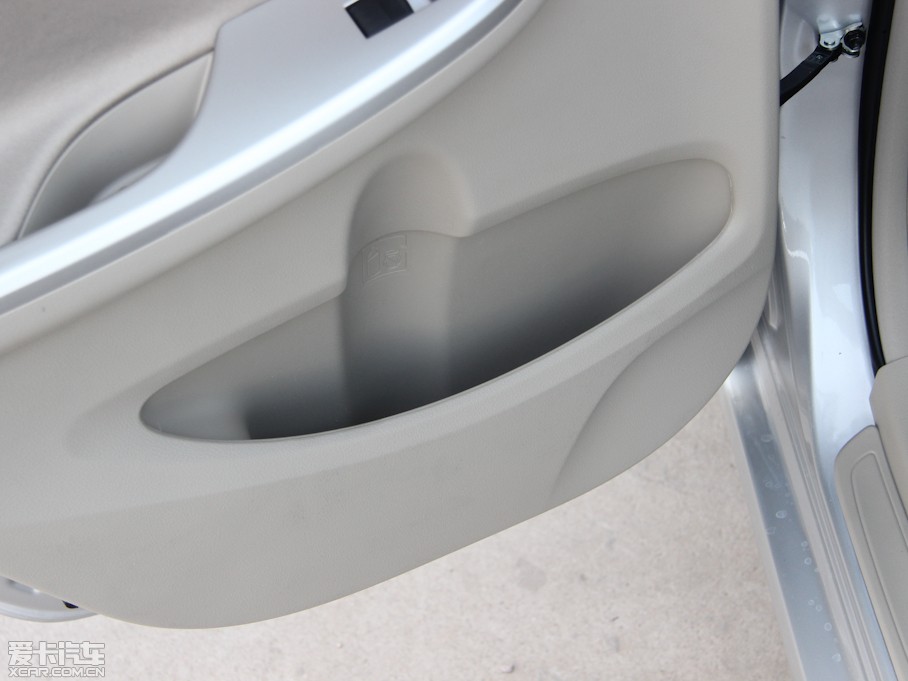 2013_ 1.6L GL ATſ 