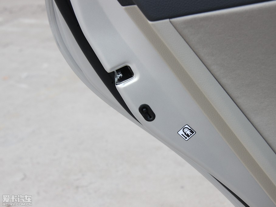 2013_ 1.6L GL ATſ 